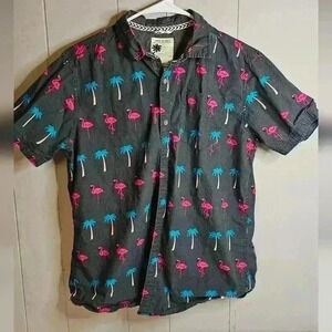 Free Planet Mens Short Sleeve Button Down Flamingos & Palm Trees Sz M